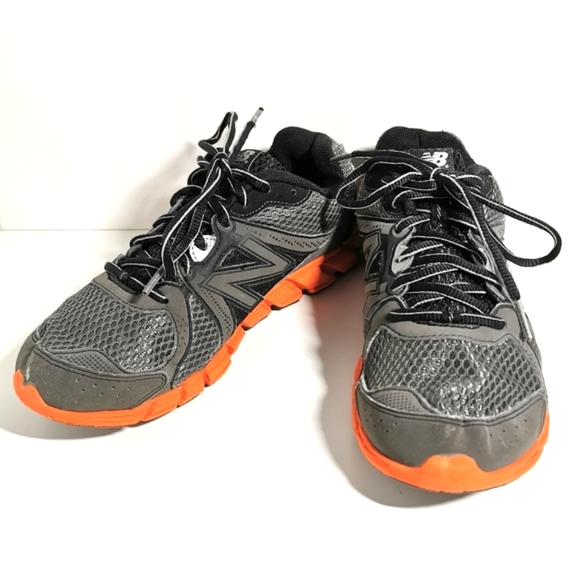 NEW BALANCE | Boys Runners, Black | Orange - Picture 2 of 8